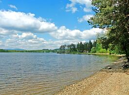Lakeside Village Větrník