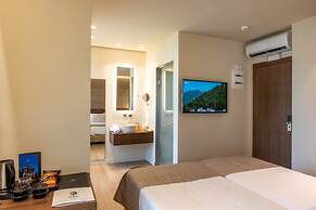 Metropole Urban Hotel