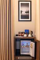 Metropole Urban Hotel