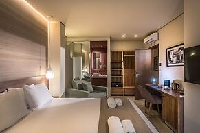 Metropole Urban Hotel