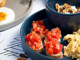 Metropole Urban Hotel