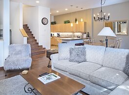 Savoy S 2d 3 Bedroom Condo by RedAwning