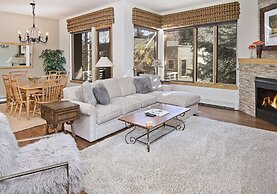 Savoy S 2d 3 Bedroom Condo by RedAwning