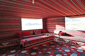 Desert Melody - Campsite