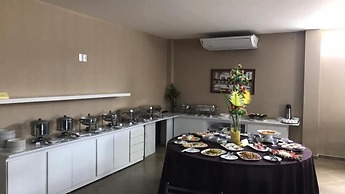 Lacazzona Hotel
