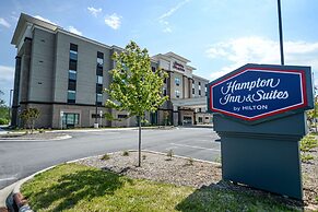 Hampton Inn & Suites Lenoir