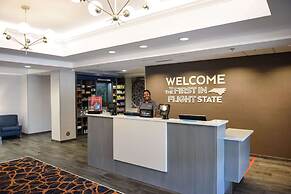 Hampton Inn & Suites Lenoir