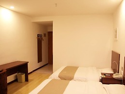 GreenTree Alliance Jinan Licheng Town Yaohua Road Yaoqiang Airport Hot