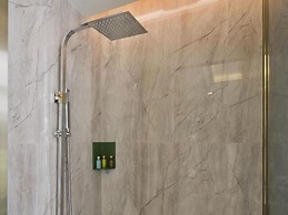 GreenTree Eastern Shenzhen Luohu East Gate Hotel