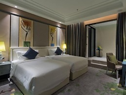 GreenTree Eastern Shenzhen Luohu East Gate Hotel