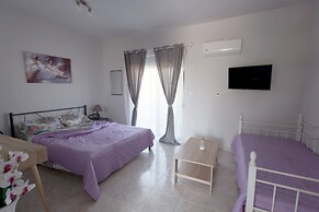 Paulsia Apartments