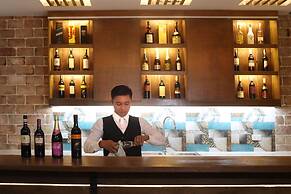 Sola Hotel