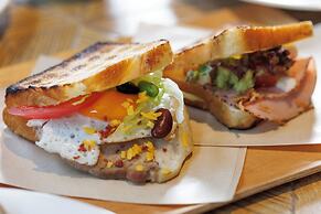 THE BLOSSOM HAKATA Premier