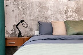 Locals Boutique Apartment Qianshan No.9