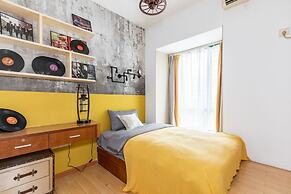 Locals Boutique Apartment Qianshan No.9