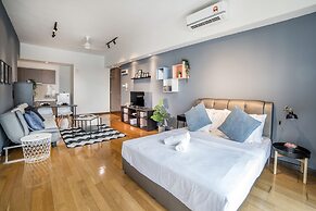 Regalia Residence by Cobnb