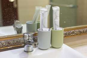 Locals Boutique Apartment Qianshan No.11