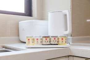 Locals Boutique Apartment Qianshan No.13