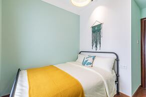 Locals Boutique Apartment Qianshan No.13