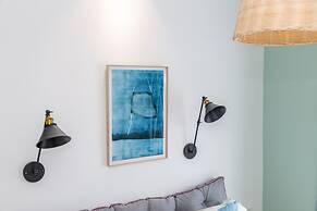 Locals Boutique Apartment Qianshan No.13