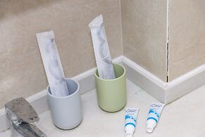 Locals Boutique Apartment Qianshan No.13