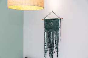 Locals Boutique Apartment Qianshan No.13