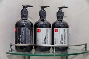 Locals Boutique Apartment Qianshan No.14