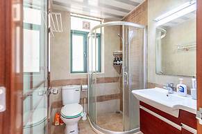 Locals Boutique Apartment Qianshan No.15