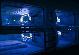 Capsule Hotel 2nd BOX