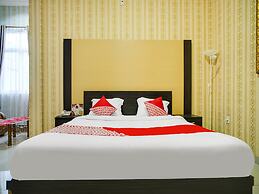 Capital O 540 Esther Hotel