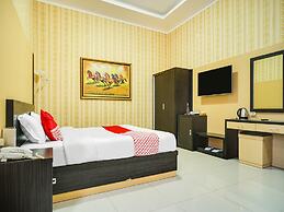 Capital O 540 Esther Hotel