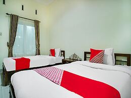 Capital O 540 Esther Hotel