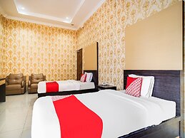 Capital O 540 Esther Hotel