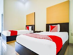 Capital O 540 Esther Hotel