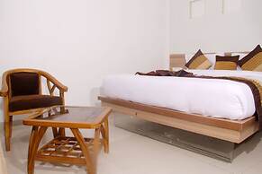 Hotel New Frontier