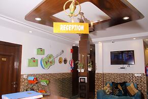 Hotel New Frontier