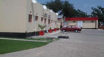 Tshesebe Stopover Motel