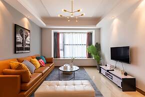 Locals Boutique Apartment Huafa Plaza 7