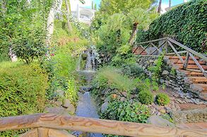 La Petunia Apartment