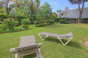 La Petunia Apartment