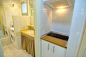 La Petunia Apartment