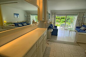 La Petunia Apartment