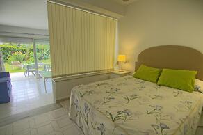 La Petunia Apartment