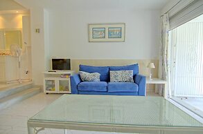 La Petunia Apartment