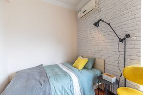 Locals Boutique Apartment Huafa Plaza 8