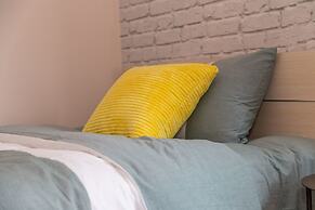 Locals Boutique Apartment Huafa Plaza 8