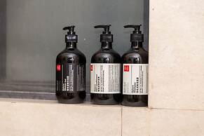 Locals Boutique Apartment Huafa Plaza 9