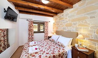 Cretan Kera Villa Heated Pool