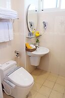 Na Na Ya Ji Bed and Breakfast