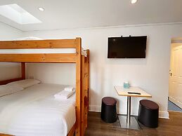 Reef Lodge Apartments